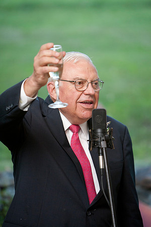 0901_Russell_1586
