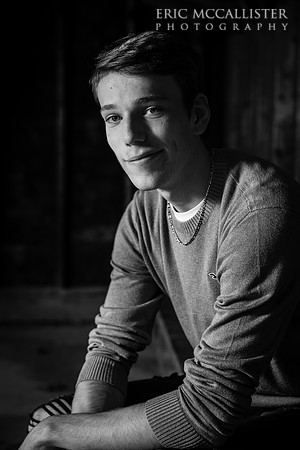0015_BenH_6012295